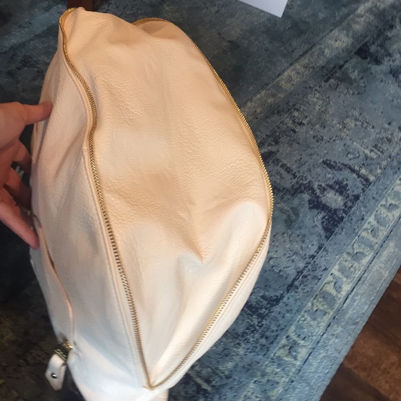 NTW STEVE MADDEN CREAM TOTE - Picture 4 of 7